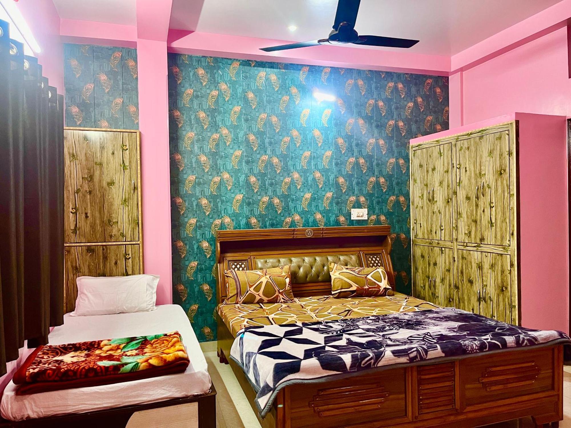 Trilok Residency - Dashashwamedh พาราณสี ภายนอก รูปภาพ